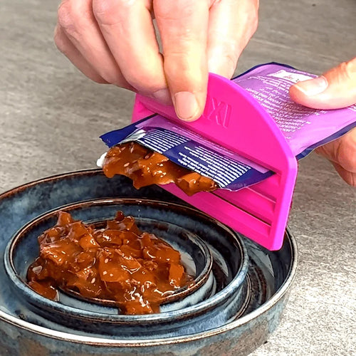 Cat Treat Tube Squeezer - product image 1