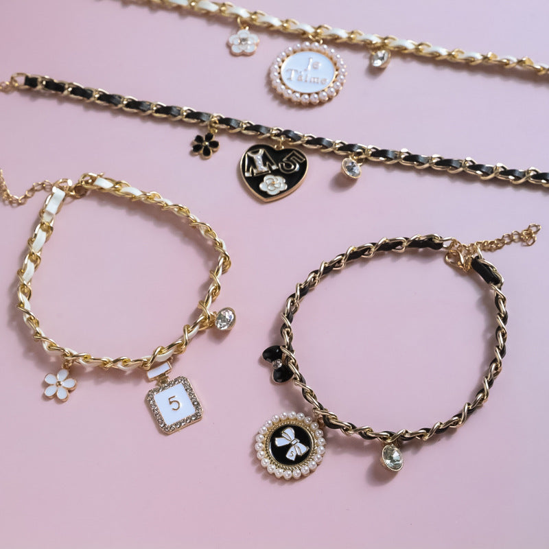 Pearl Necklace Collar for Dogs & Cats - product image 7