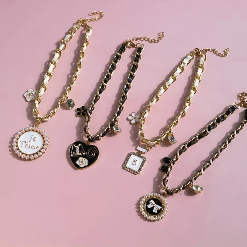 Pearl Necklace Collar for Dogs & Cats - product image 1